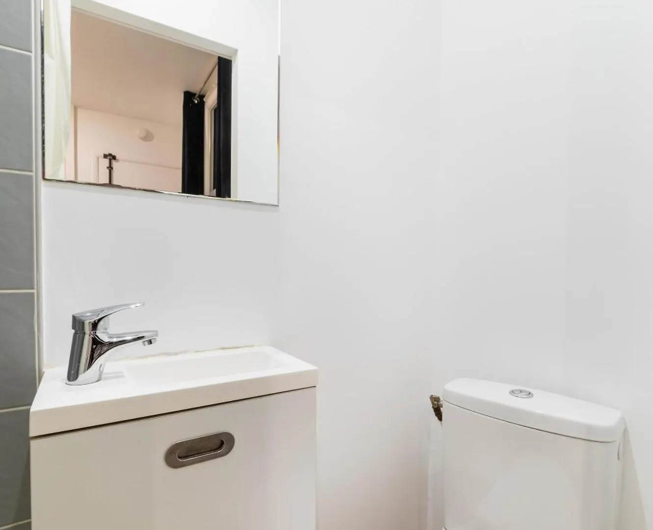 Studio Fonctionnel Hopital Bichat - Paris 18 - 2P Apartment